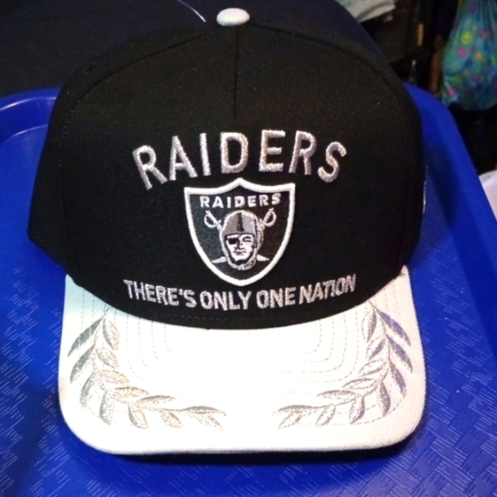 New Era, Fitted, 7 1/4, Raiders, One Nation Blk/Slvr, Scramble Eggs, NWT